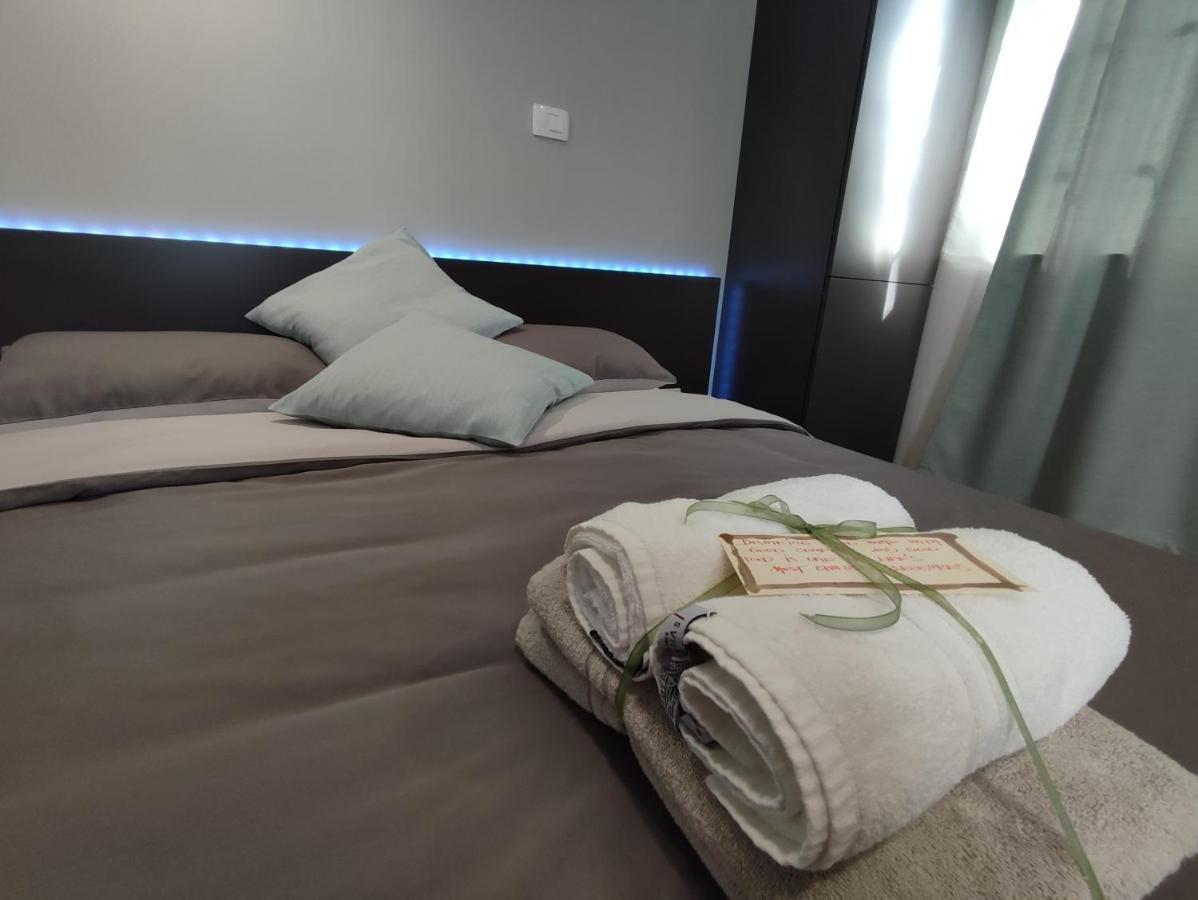 Boutique Rooms By Petric Winery Dobravlje Exterior photo